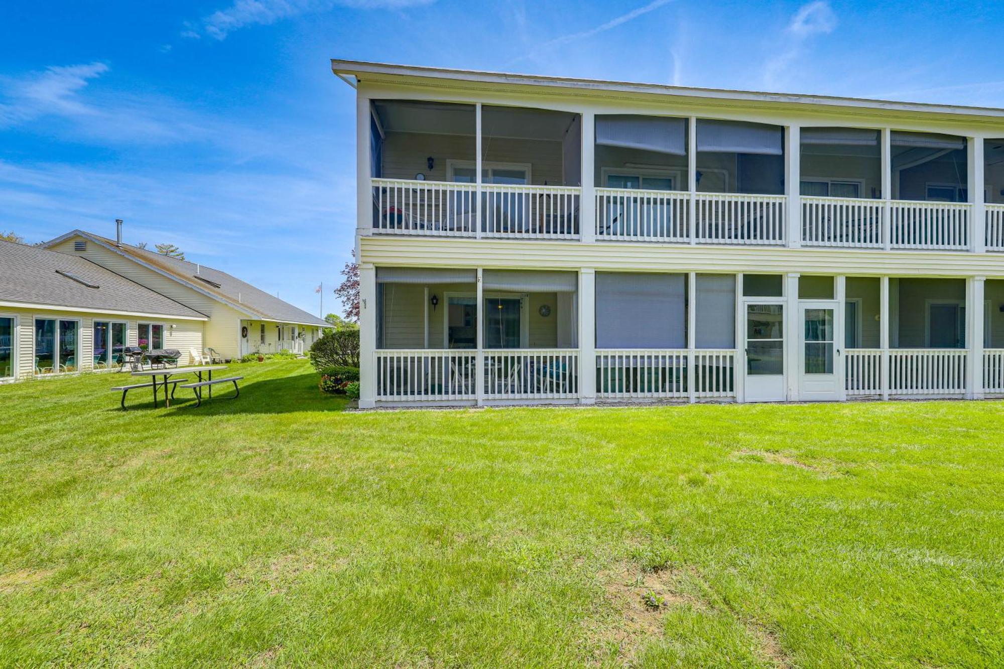 Quaint Condo In Wells With Community Indoor Pool! Екстериор снимка